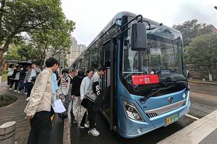 滕帅阵法看懂了吗？遭对手狂轰31脚打门，曼联本场平均位置？